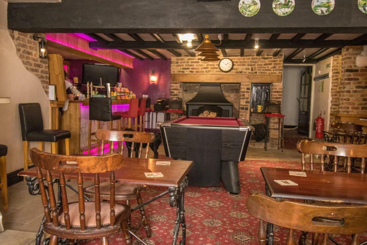The Cabin Saracens Head Chapel St. Leonards Extérieur photo